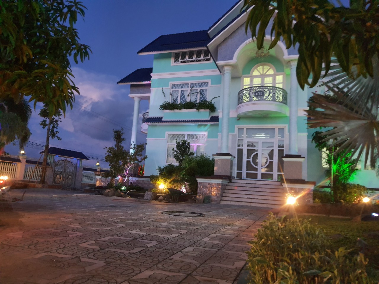 Villa Ca Mau (1) Villa Ca Mau (1)